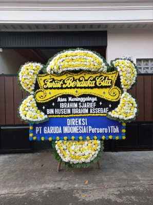 Papan Bunga Duka di Larangan Luwok