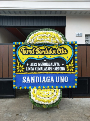 Papan Bunga Duka di Larangan Luwok